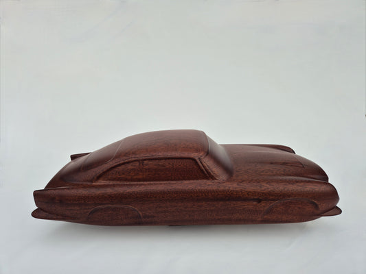 ASTON MARTIN DB5 WOOD SCULPTURE JAMES BOND