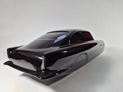 SCULPTURE ASTON MARTIN DB5 JAMES BOND EN BOIS