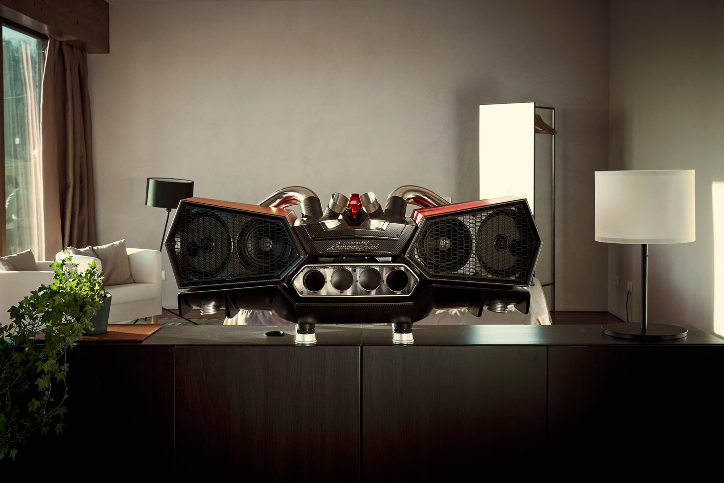 LAMBORGHINI AVENTADOR EXHAUST HI-FI SYSTEM ESAVOX - AUTOMOTIVE DECORATION