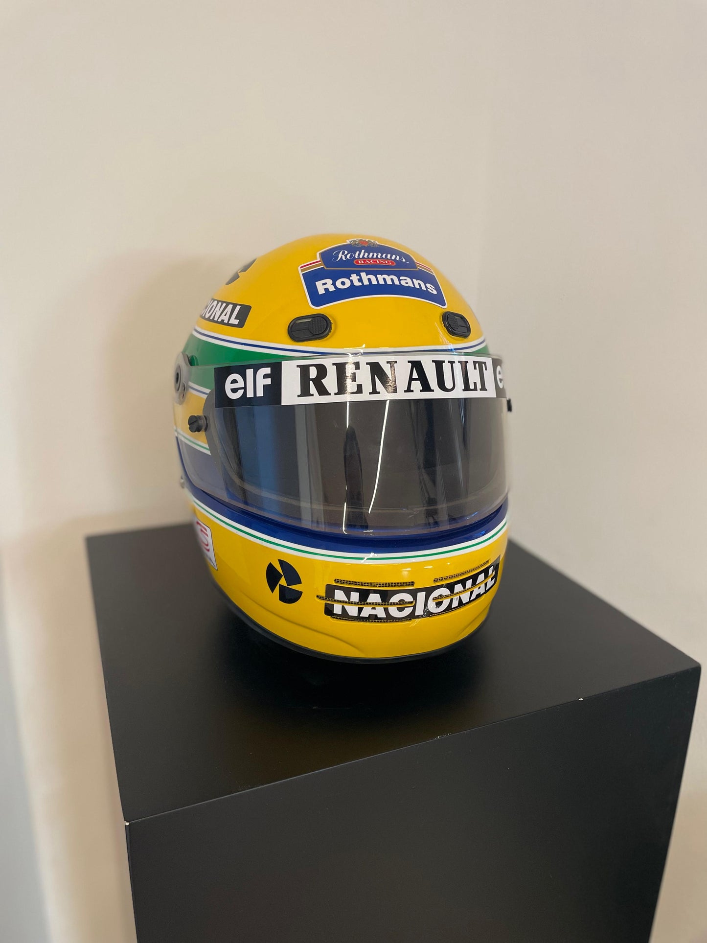 PILOT HELMET REPLICA BLUETOOTH SPEAKER - AUTOMOTIVE DECORATION