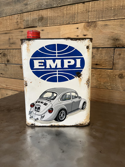 Volkswagen Beetle hand-painted custom vintage automotive vintage automotive oil can, created by Mathieu Ollevier from Vintage Addict, limited edition of 10, 23x17 cm format. Front view showcasing the handpainted detail, a collector’s piece for automotive, vintage and art enthusiasts.