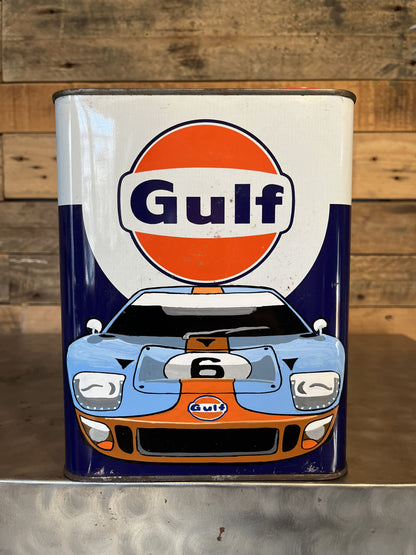 Ford GT 40 Gulf hand-painted custom vintage automotive vintage automotive oil can, created by Mathieu Ollevier from Vintage Addict, limited edition of 10, 23x17 cm format. Front view showcasing the handpainted detail, a collector’s piece for automotive, vintage and art enthusiasts.
