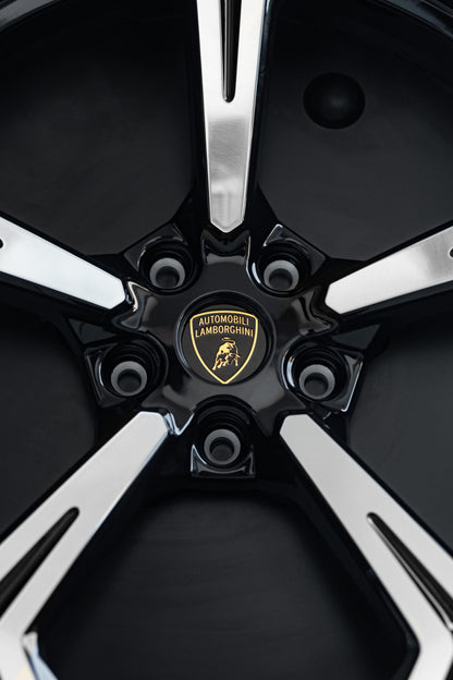 ENCEINTE BLUETOOTH ROUE LAMBORGHINI URUS - DECORATION AUTOMOBILE