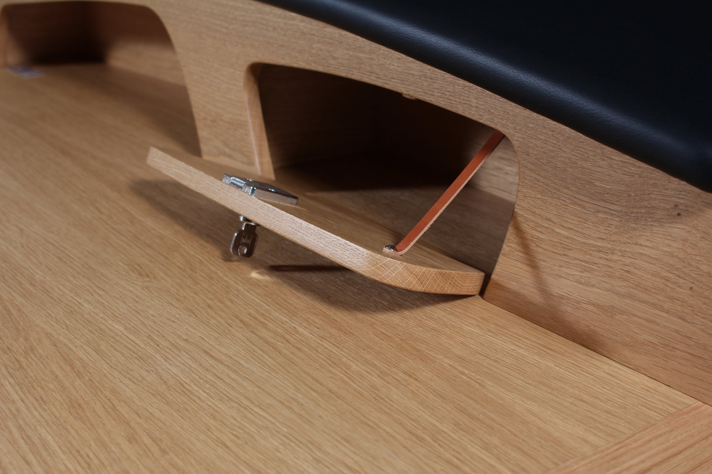 Solid wood furniture representing a Porsche 356 Secretary, created by Stéphane Carton from Atelier Stéphane Carton, woodworker & cabinetmaker.

Limited edition of 25, 130 x 65 x 94 cm, solid oak. Personalization possible.

Perfect for vintage automotive design lovers, classic cars enthusiasts and Porsche 356 owners. Glove box detail view.